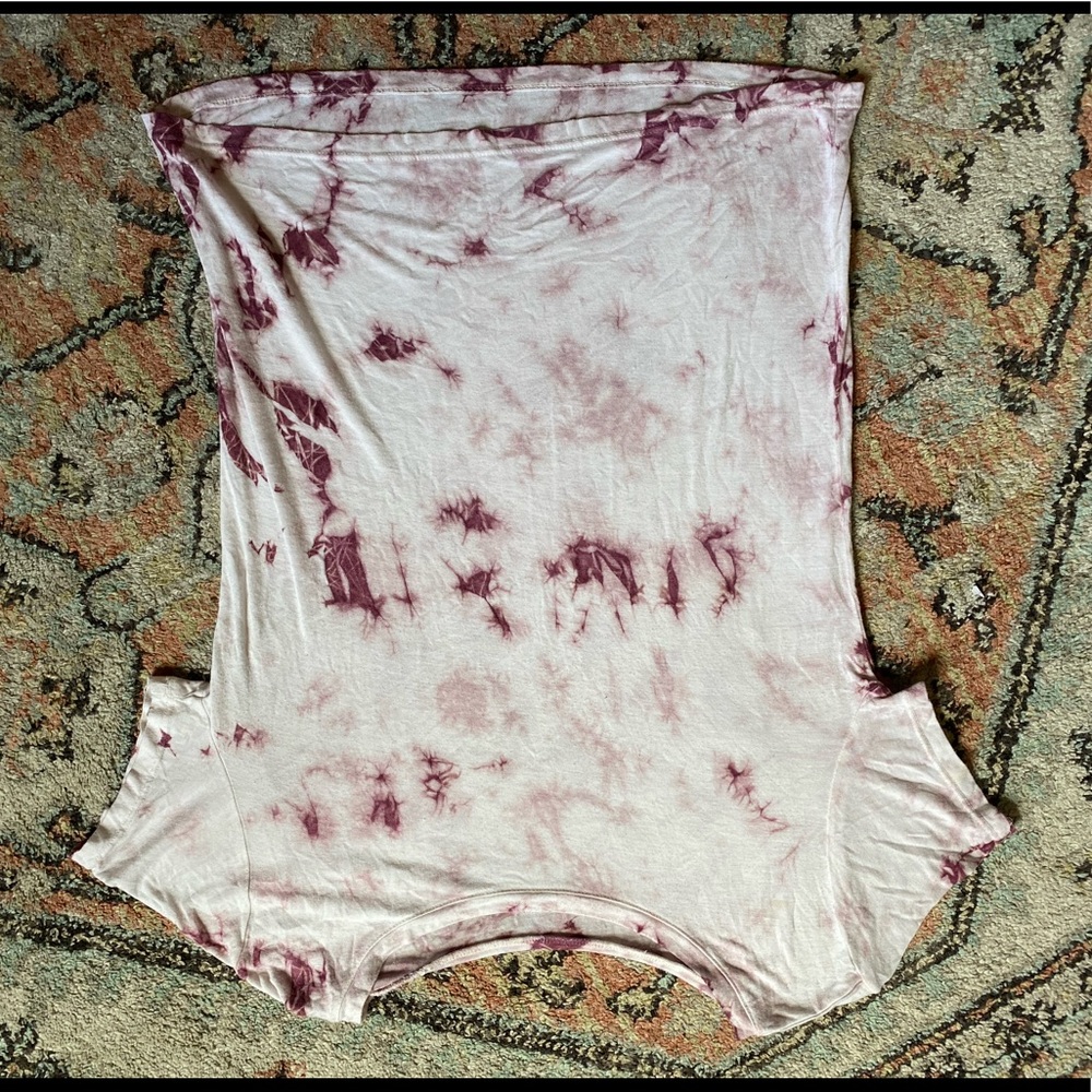 FORM FITTING T